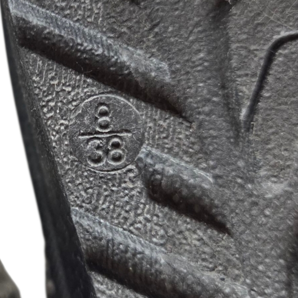 ROUGE Faux Fur Lined Studded Rhinestone Platform Ankle Boots Size 8 Black Silver - Picture 14 of 16